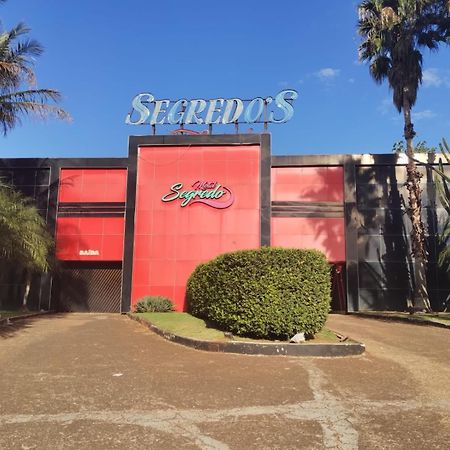 Segredos Aparthotel Araras  Εξωτερικό φωτογραφία